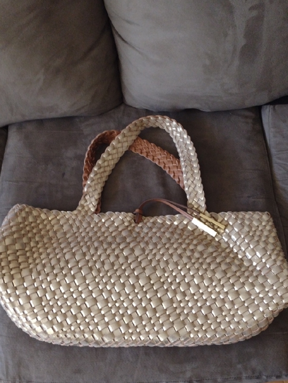 Calvin Klein Woven Straw Tote in Natural Beige And Gold Reversible